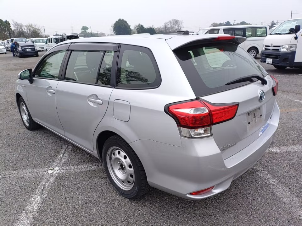 TOYOTA COROLLA FIELDER