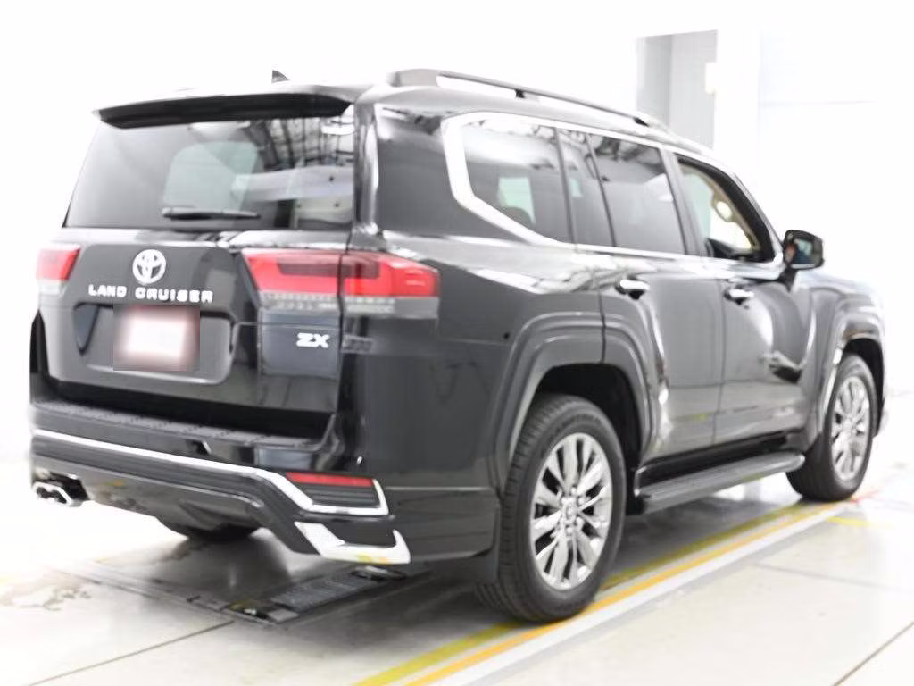TOYOTA LAND CRUISER