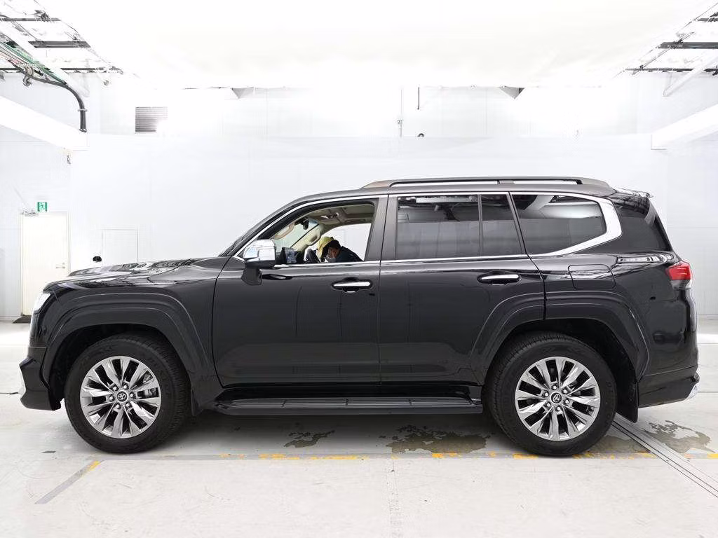TOYOTA LAND CRUISER