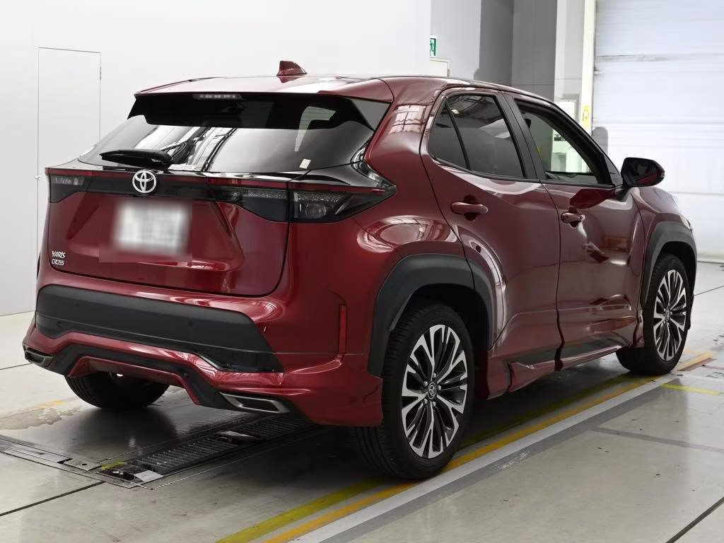 TOYOTA YARIS CROSS
