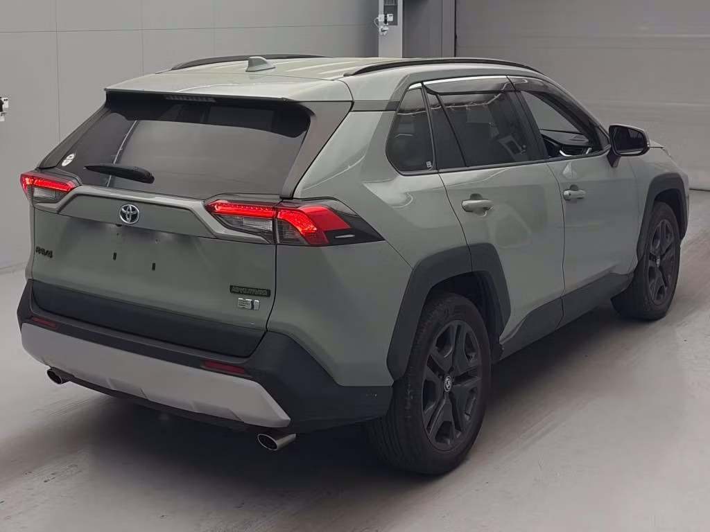 TOYOTA RAV4