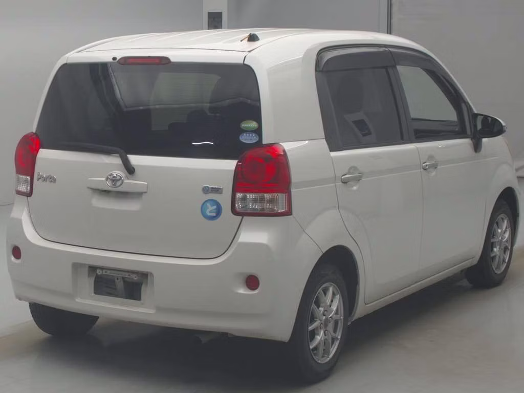 TOYOTA PORTE