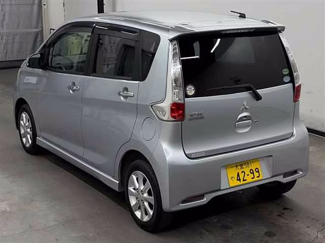 MITSUBISHI EK CUSTOM