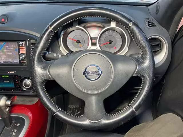 NISSAN JUKE