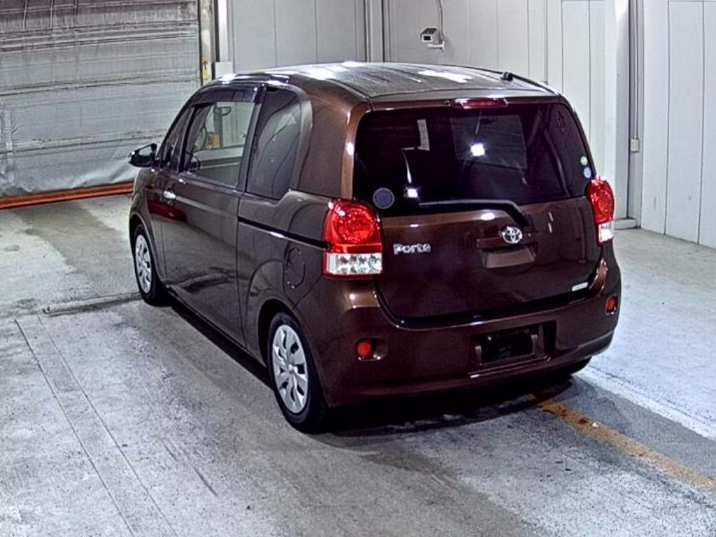 TOYOTA PORTE