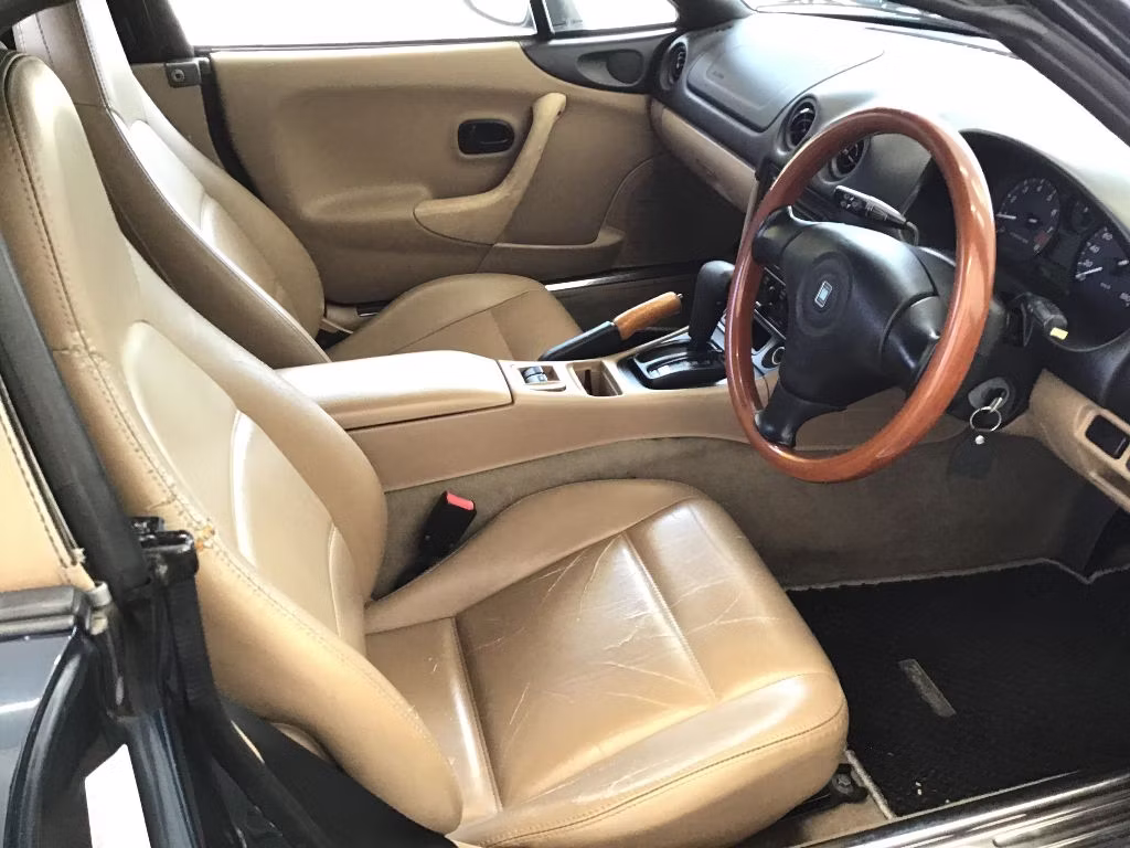 MAZDA ROADSTER