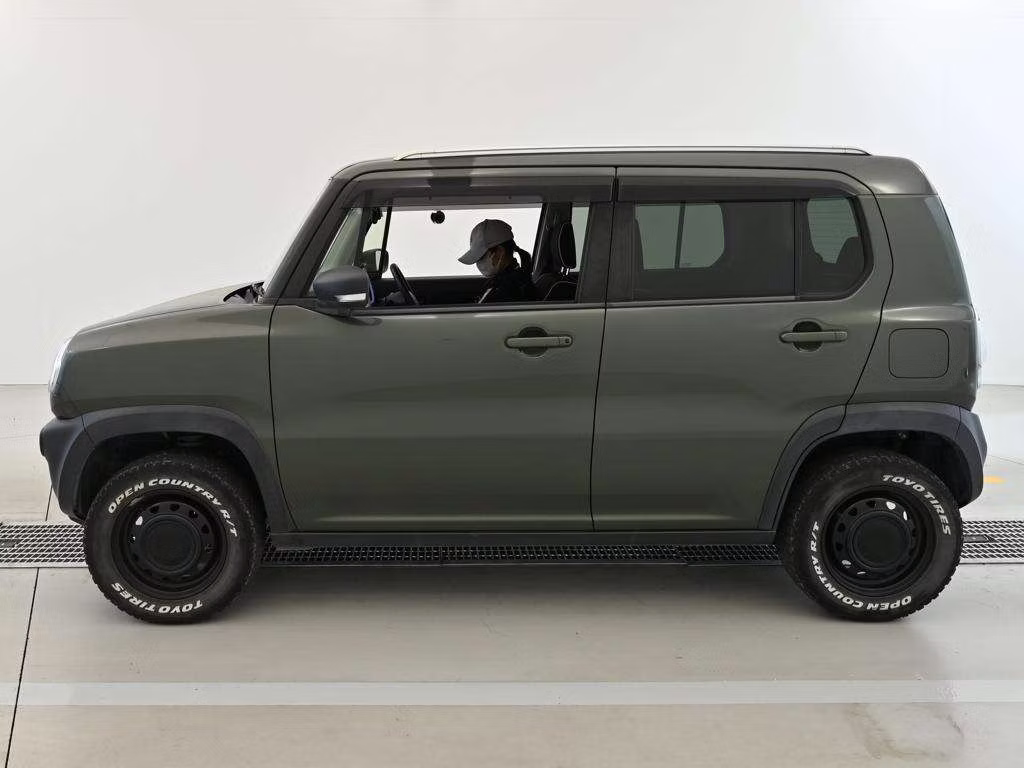 MAZDA FLAIR CROSSOVER