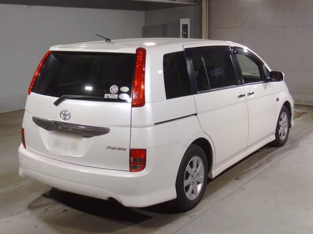 TOYOTA ISIS