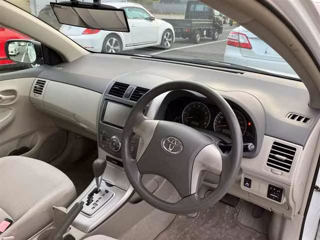 TOYOTA COROLLA AXIO