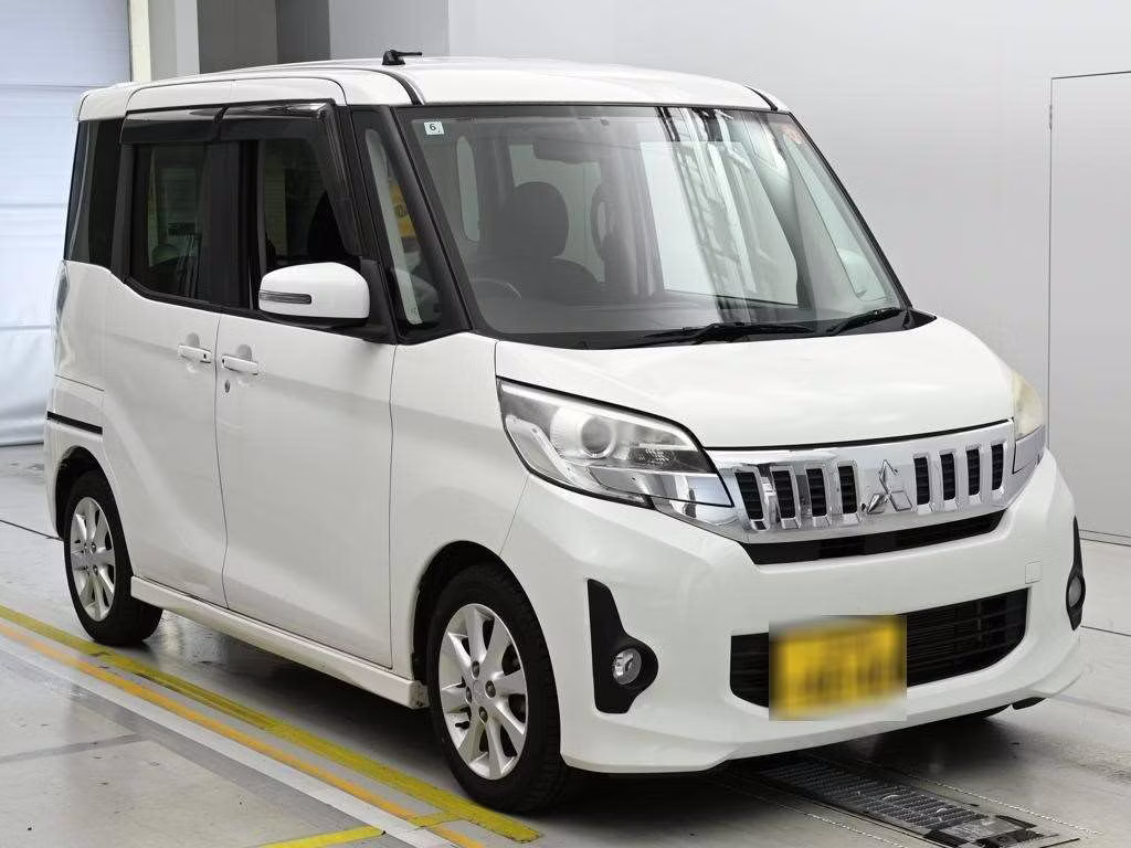 MITSUBISHI EK SPACE