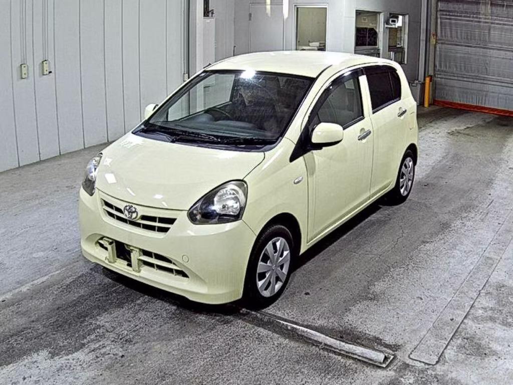 TOYOTA PIXIS EPOCH