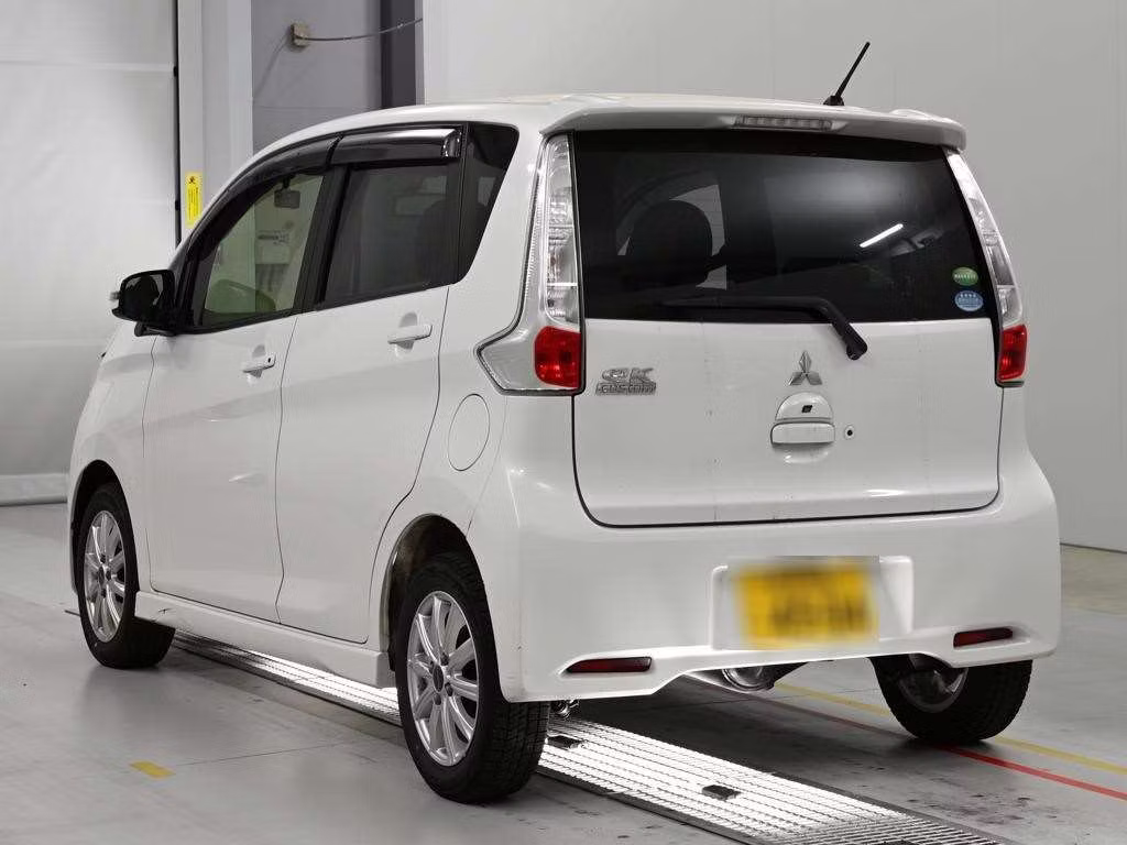 MITSUBISHI EK CUSTOM