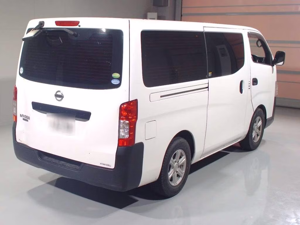 NISSAN NV350 CARAVAN