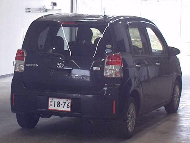 TOYOTA SPADE