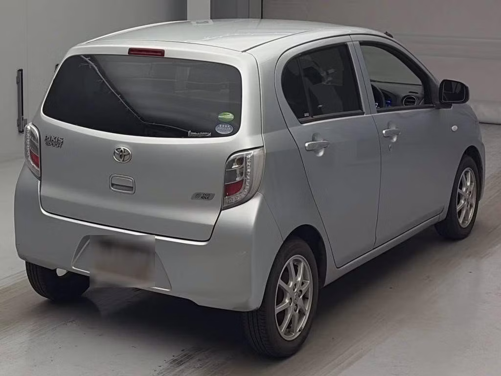 TOYOTA PIXIS EPOCH