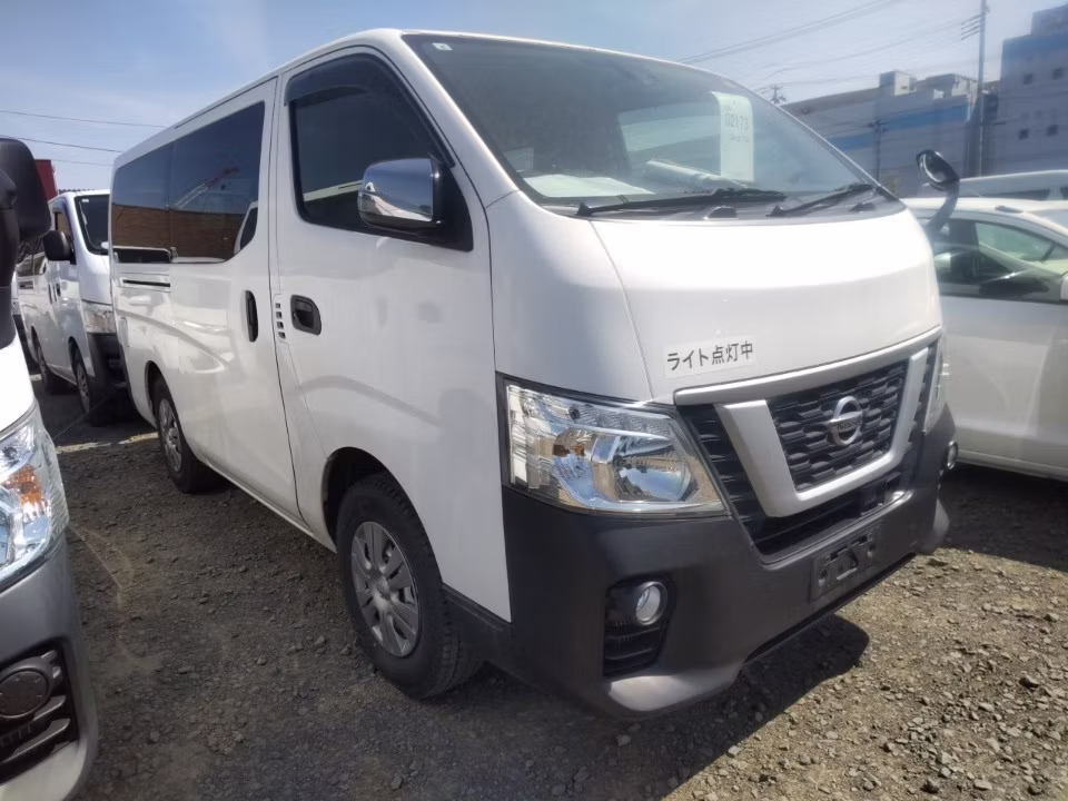 NISSAN NV350 CARAVAN