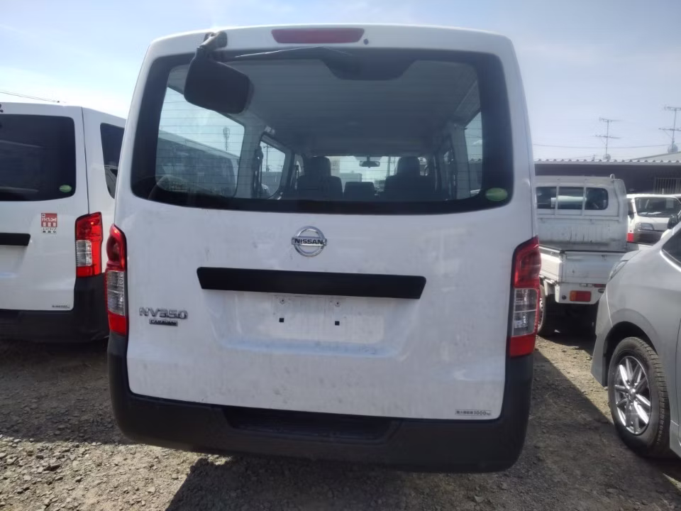 NISSAN NV350 CARAVAN