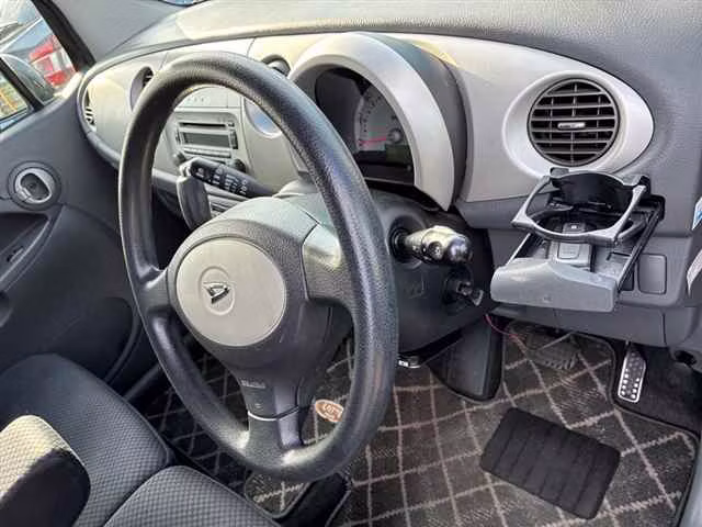 DAIHATSU MOVE LATTE