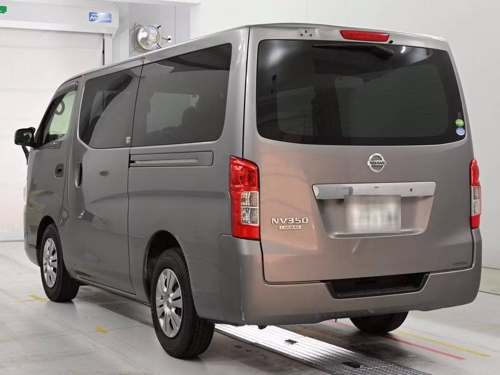 NISSAN NV350 CARAVAN