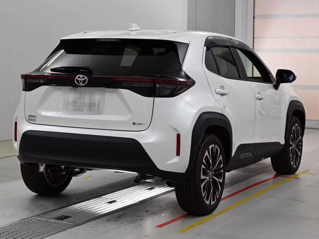 TOYOTA YARIS CROSS