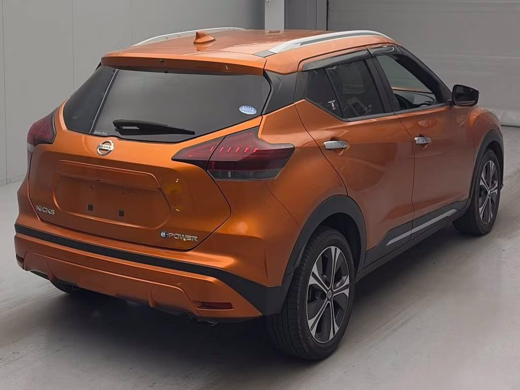 NISSAN KICKS