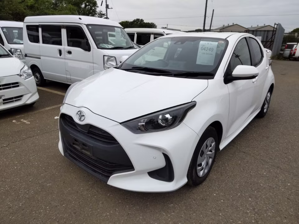 TOYOTA YARIS