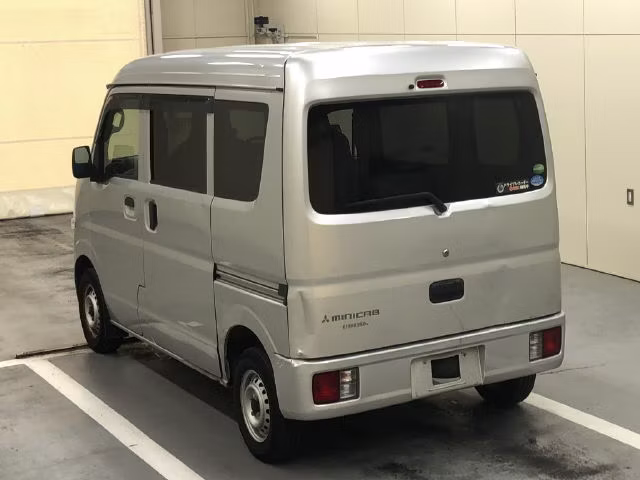 MITSUBISHI MINICAB