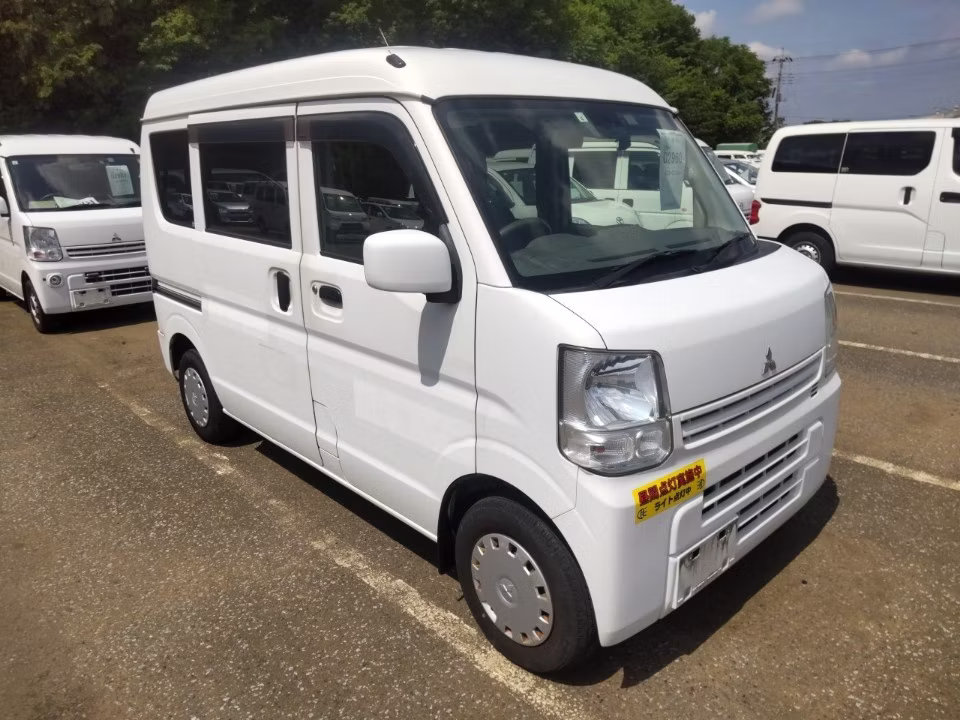 MITSUBISHI MINICAB
