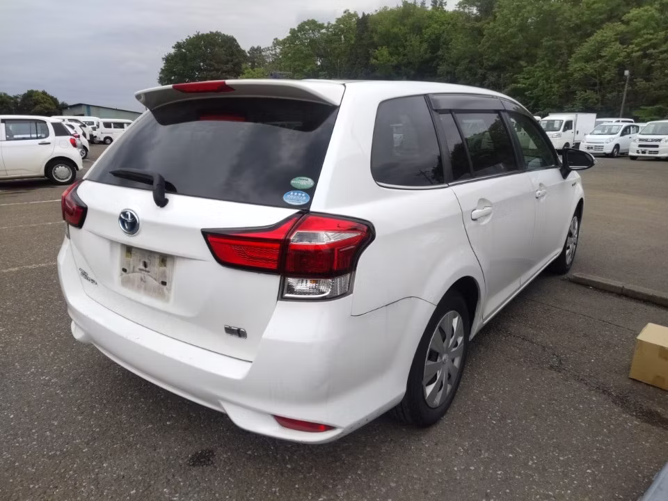 TOYOTA COROLLA FIELDER