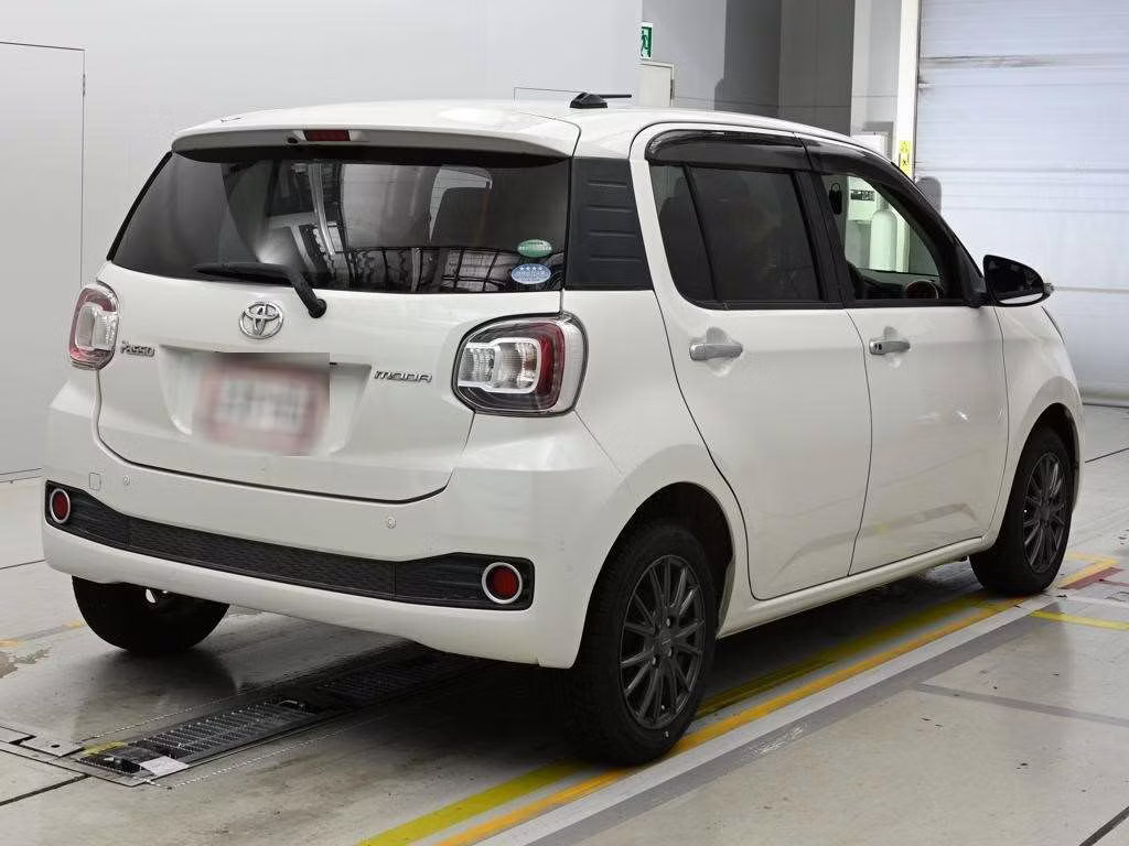 TOYOTA PASSO
