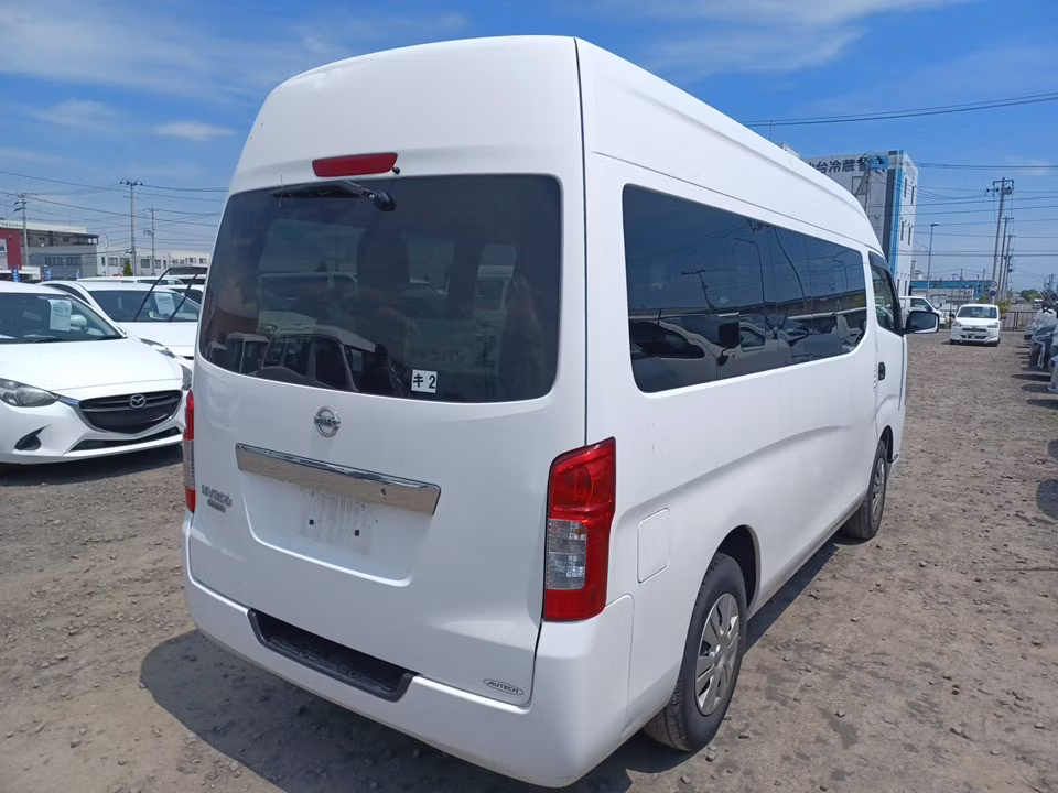 NISSAN NV350 CARAVAN