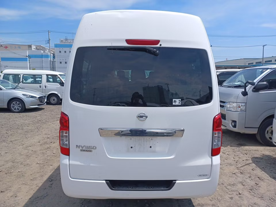 NISSAN NV350 CARAVAN