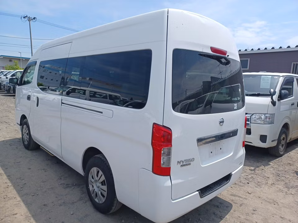 NISSAN NV350 CARAVAN