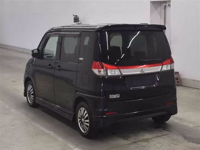 MITSUBISHI DELICA D:2