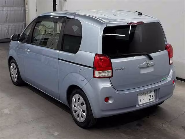 TOYOTA PORTE