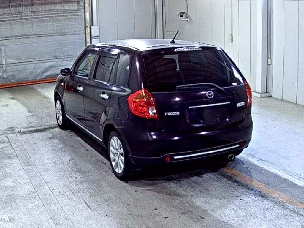 MAZDA VERISA