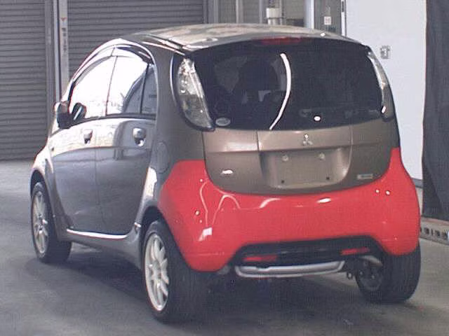 MITSUBISHI I