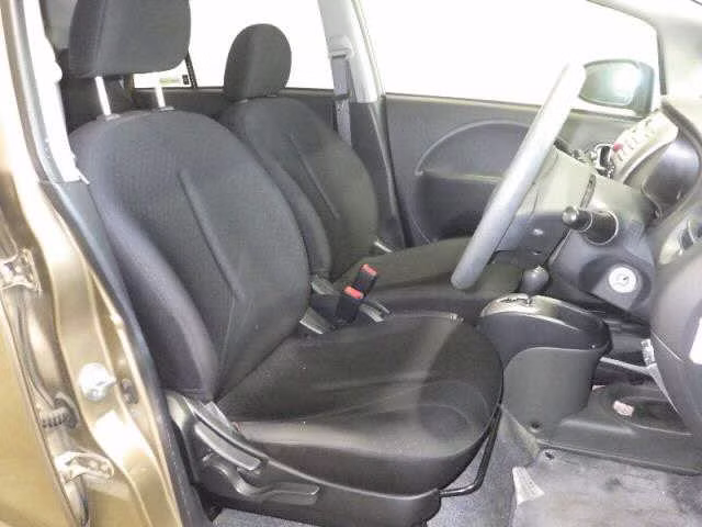 MITSUBISHI I