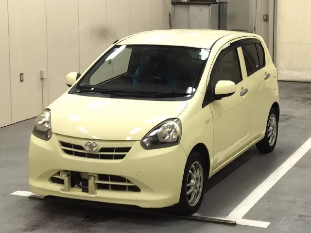 TOYOTA PIXIS EPOCH