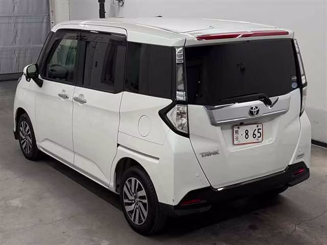 TOYOTA TANK