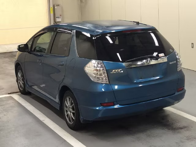 HONDA FIT SHUTTLE