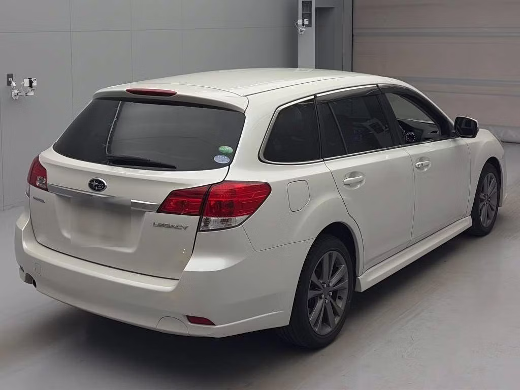 SUBARU LEGACY