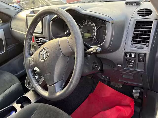 TOYOTA RUSH
