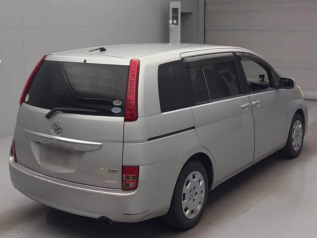 TOYOTA ISIS