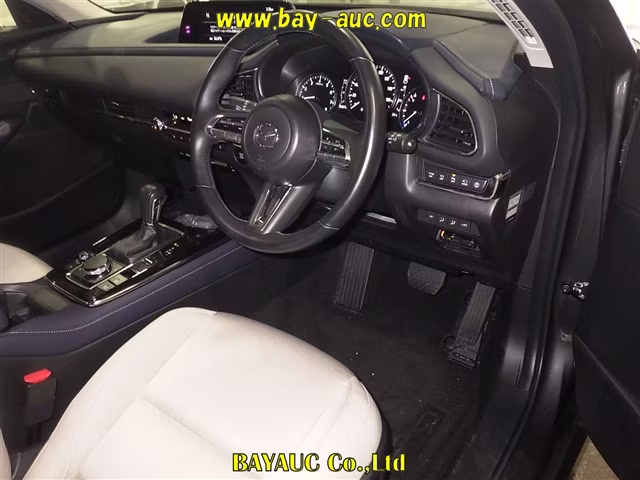 MAZDA CX-30