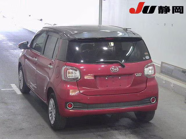 DAIHATSU BOON