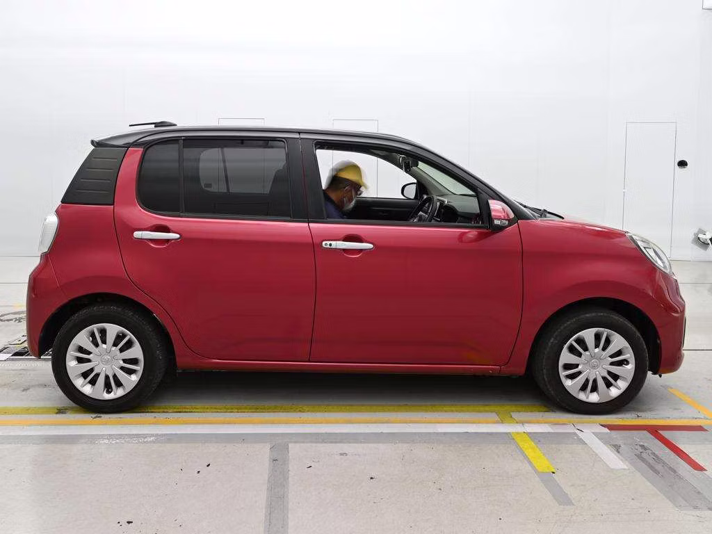 TOYOTA PASSO