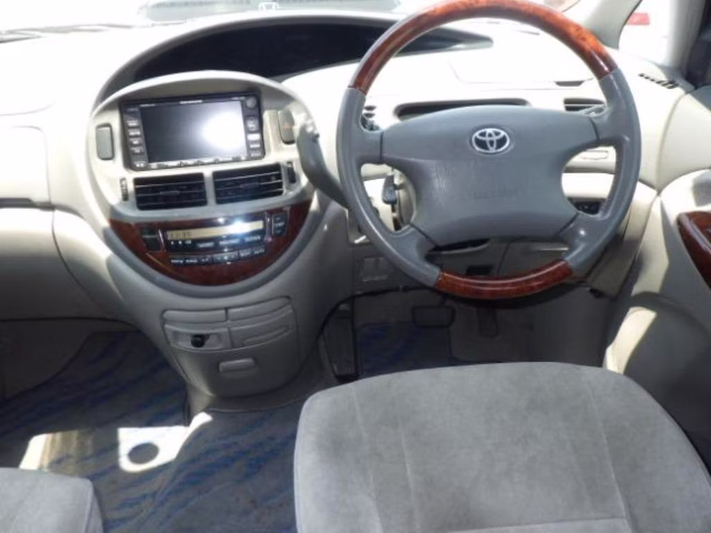 TOYOTA ESTIMA