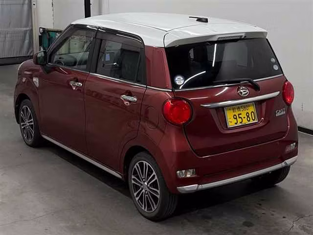 DAIHATSU CAST