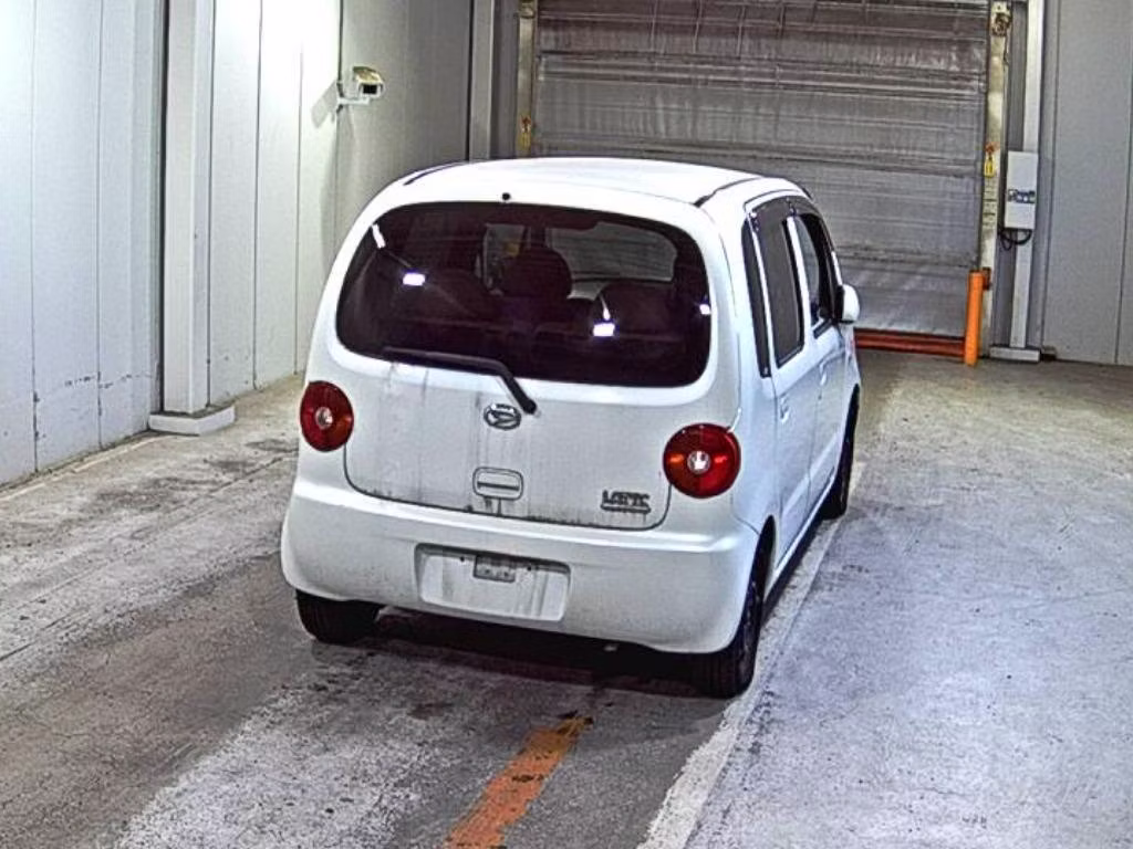 DAIHATSU MOVE LATTE
